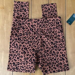 NWT Juniors Size Medium Wild Fable Leopard Print Leggings
